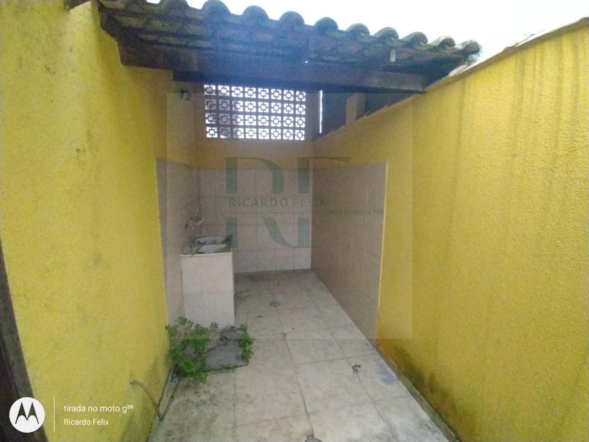 Casa à venda com 3 quartos, 180m² - Foto 3