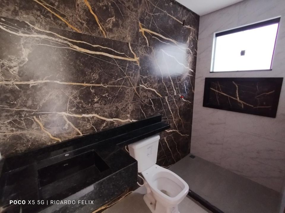 Casa à venda com 2 quartos, 130m² - Foto 9