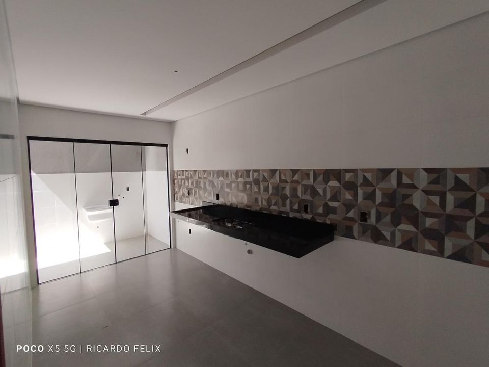 Casa à venda com 2 quartos, 130m² - Foto 10
