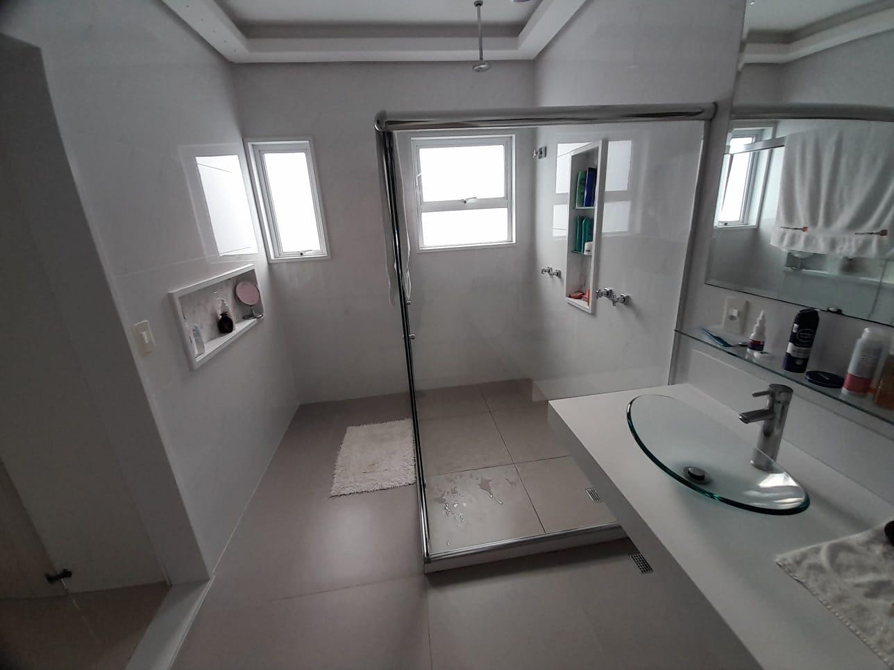 Casa, 4 quartos, 360 m² - Foto 28