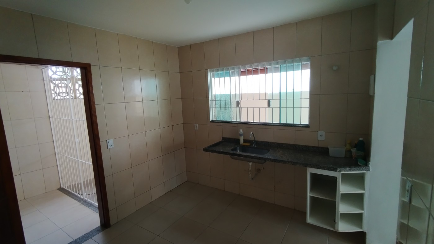 Casa à venda com 2 quartos, 90m² - Foto 8