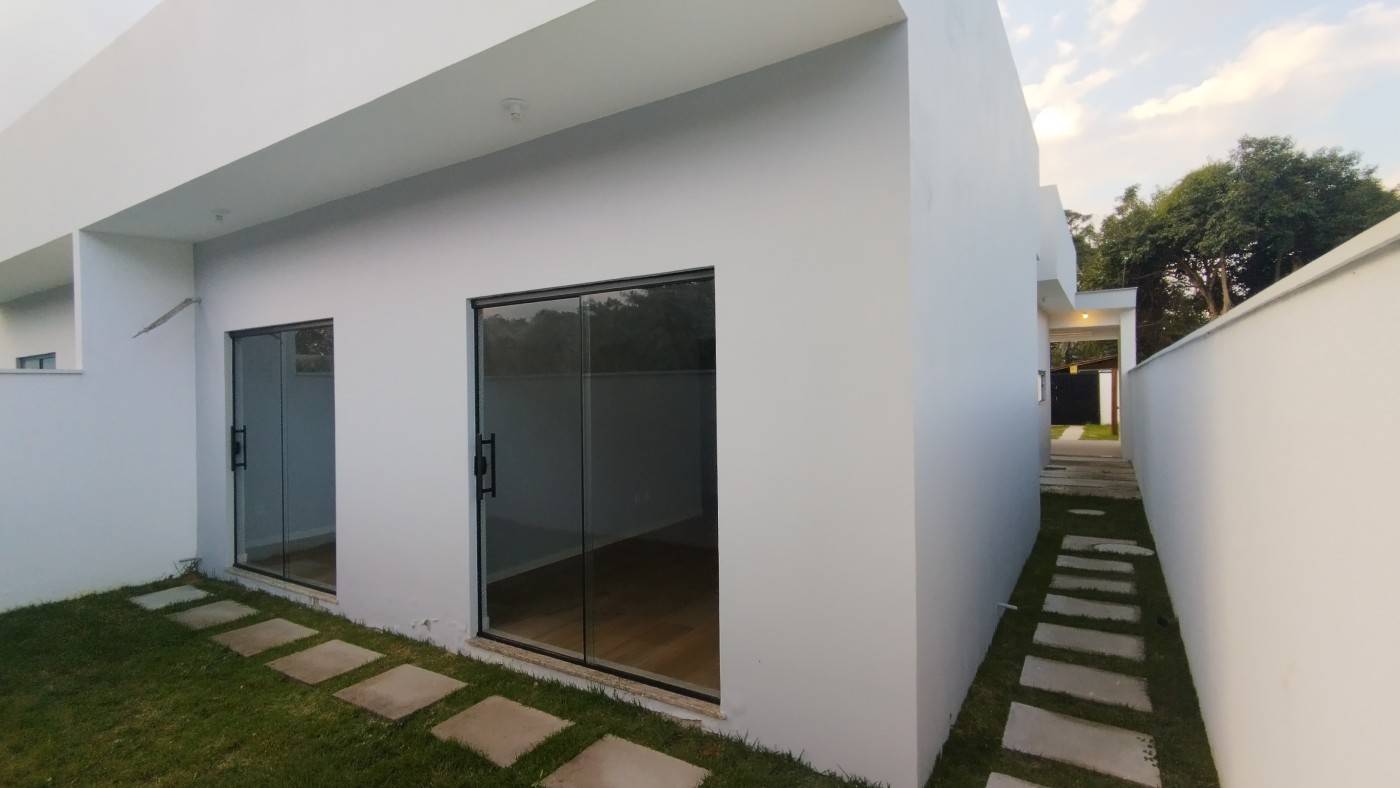 Casa à venda com 3 quartos, 210m² - Foto 5
