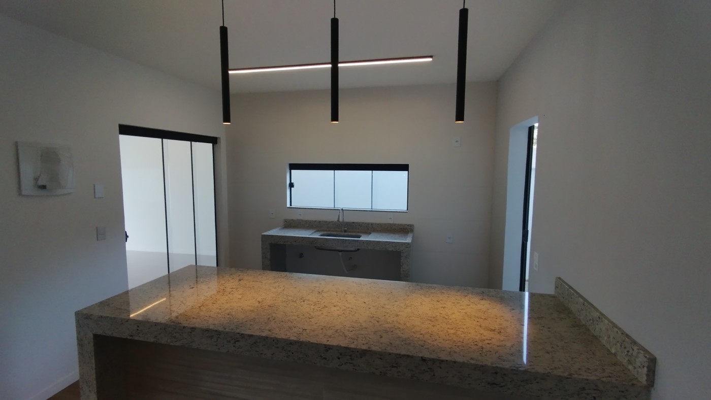 Casa à venda com 3 quartos, 210m² - Foto 10